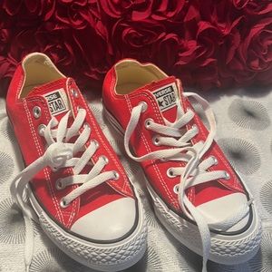 New Red Converse-Never Worn-Women’s 6.5